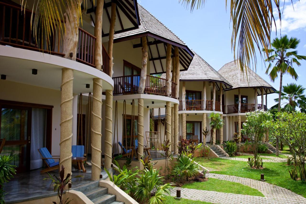 Les Lauriers Eco Hotel Анс-Вольбер-Вилаж Экстерьер фото